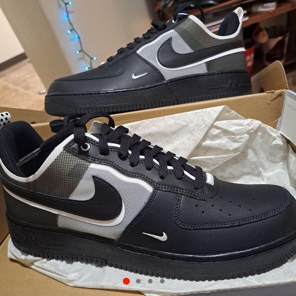 NWT Air Force 1s React